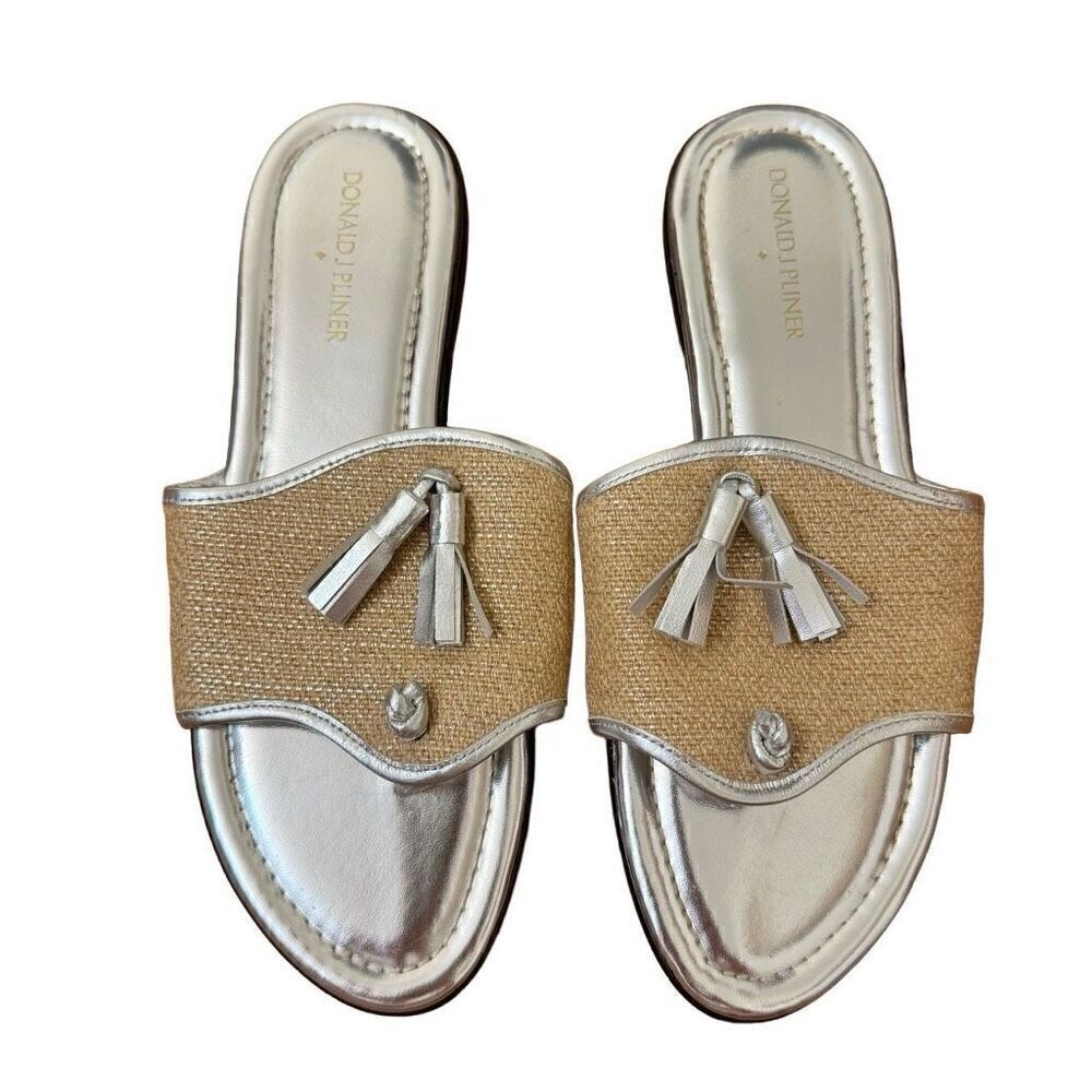Donald J. Pliner Straw Raffia & Metallic Silver Tassel Thong Sandals Size 9